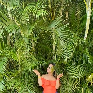 Meet your Posher, Carolina